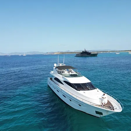 Beautiful Motor Yacht Botel Barcelona