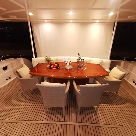 Beautiful Motor Yacht Botel Barcelona