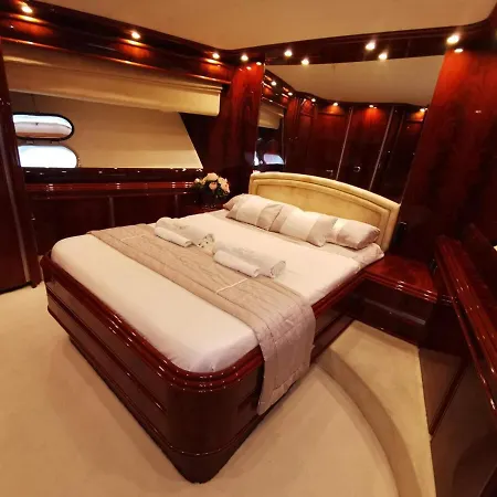 Beautiful Motor Yacht Botel Barcelona