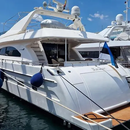 Beautiful Motor Yacht Botel